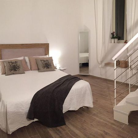 Little Tower Appartement Bari Buitenkant foto